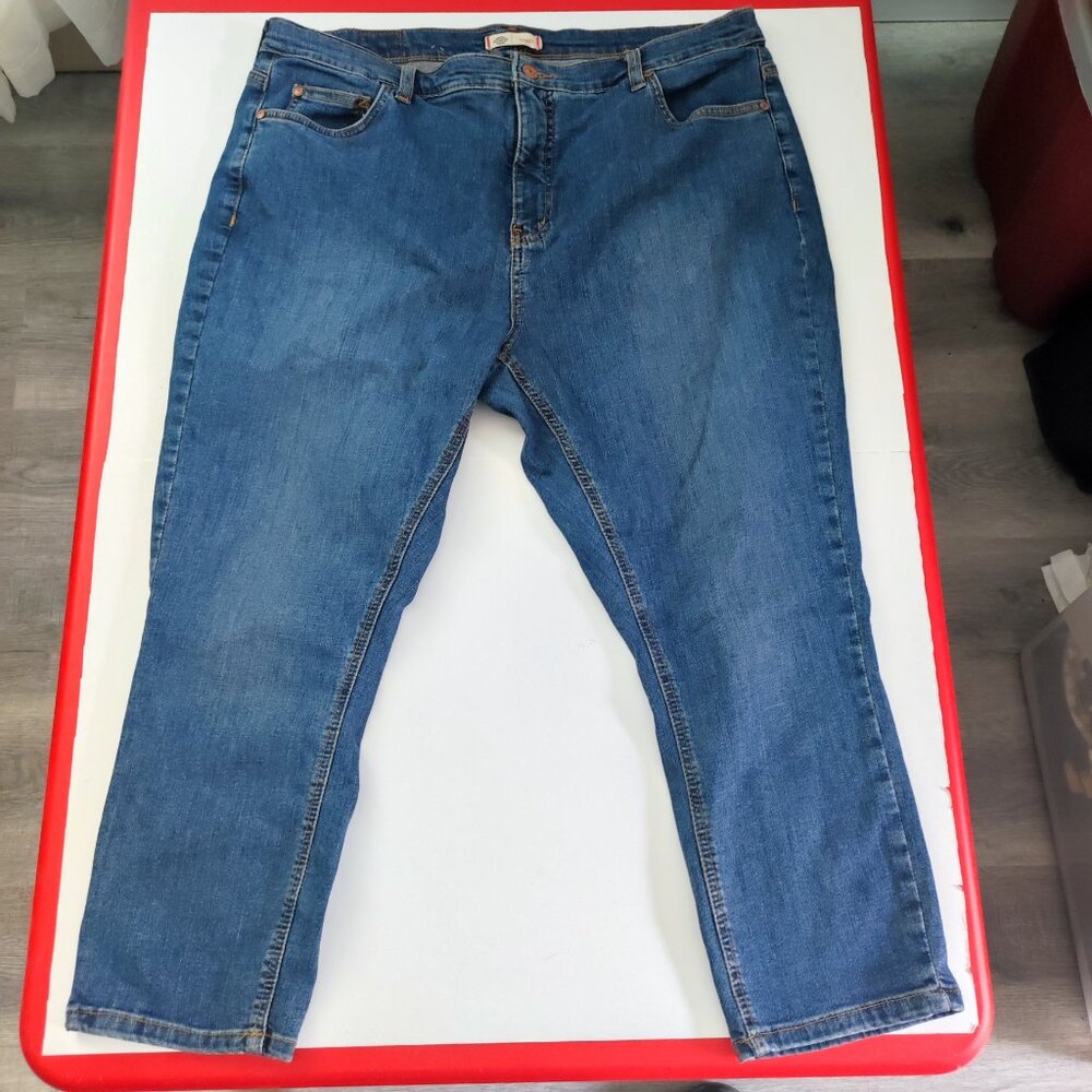 Dickies Capri Jeans women's size 18 W denim blue skinny style
